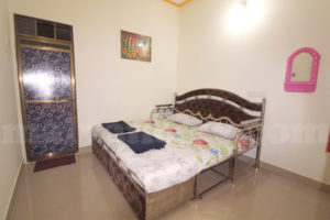 Ac Room - Aaradhya Holiday Homes