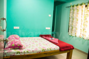 Khushi Home Stay - AC Room