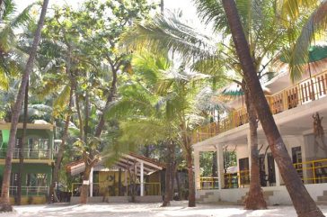 Coconut Garden Beach House - Home Stay in tarkarli